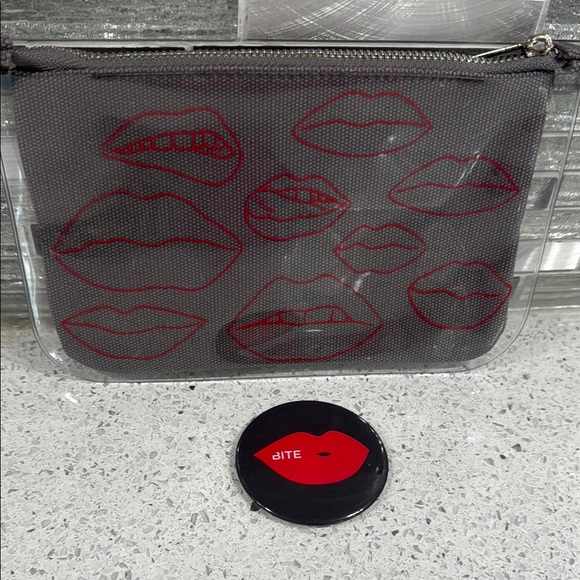 bite Handbags - Bite Beauty Gray Clutch with Red Lip Design